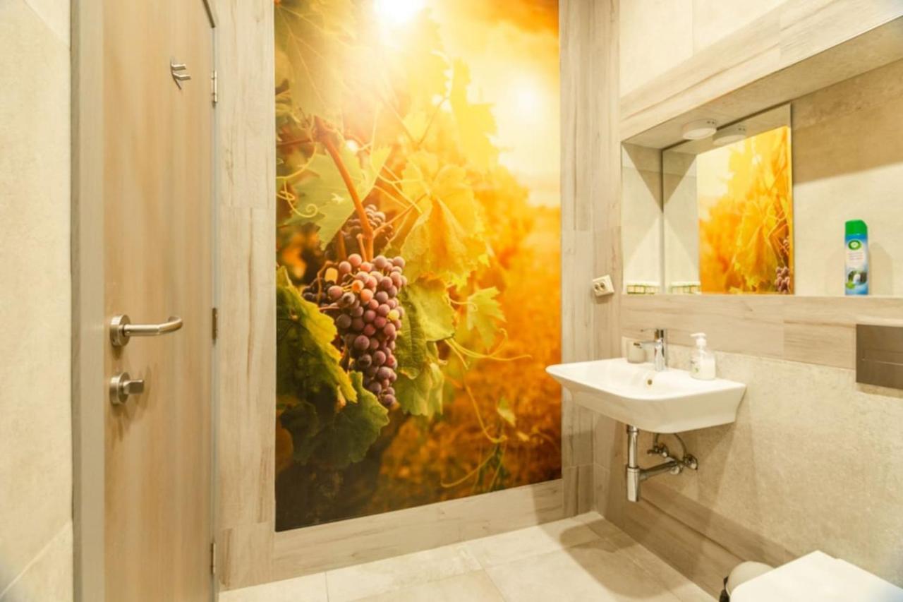 1 Bedroom Wine Journey Sofia Eksteriør bilde
